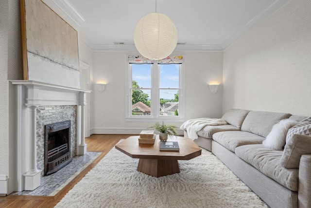1504 Sweetbriar Ave, Nashville, TN 37212 - living area with wood finished floors, a fireplace with flush hearth, and crown molding