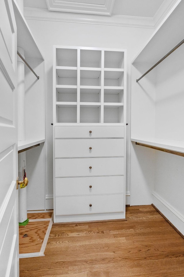1504 Sweetbriar Ave, Nashville, TN 37212 - walk in closet featuring wood finished floors