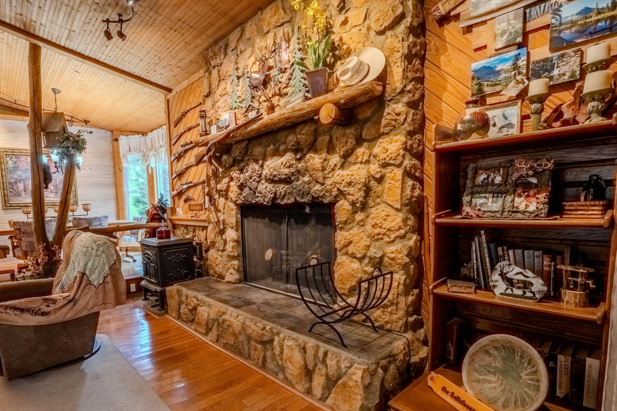 2305 Petty Branch Rd, Prospect, TN 38477 - photo 11