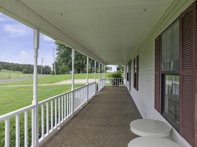 17930 Main St W, Huntingdon, TN 38344 - covered porch featuring a yard