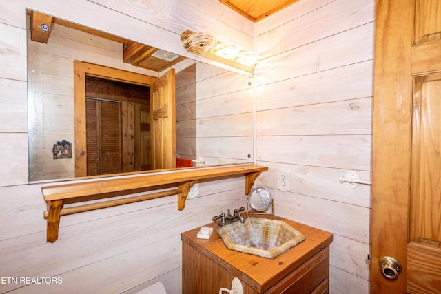 311 Domar Dr, Townsend, TN 37882 - half bath featuring wood walls and vanity