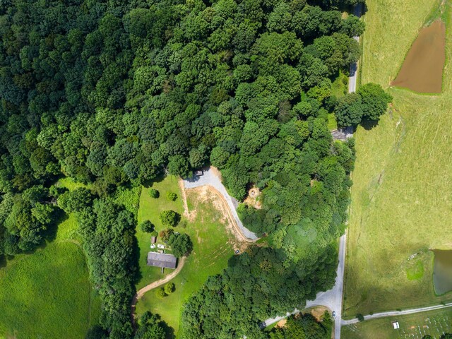 1360 Shrum Cemetery Rd, Westmoreland, TN 37186 - photo 13
