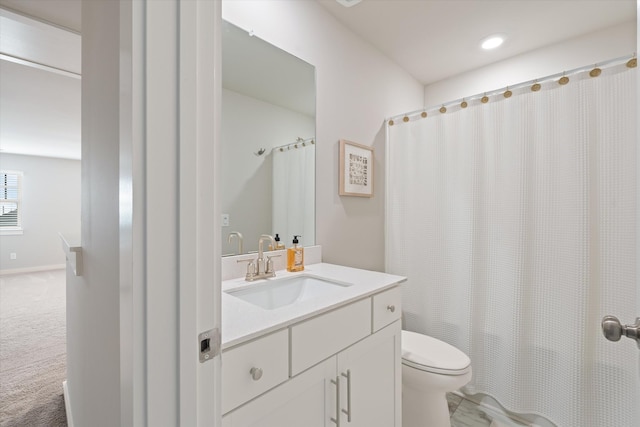1081 Pebble Run Rd, Hendersonville, TN 37075 - bathroom featuring vanity and a shower with shower curtain