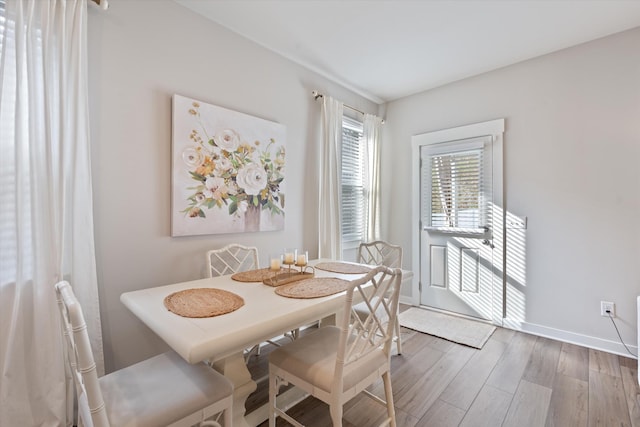 1081 Pebble Run Rd, Hendersonville, TN 37075 - dining space with wood finished floors and baseboards