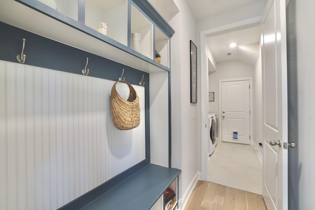 511 Oakvale Ln, Mount Juliet, TN 37122 - mudroom featuring independent washer and dryer and light wood-style flooring