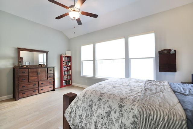511 Oakvale Ln, Mount Juliet, TN 37122 - bedroom with light wood-type flooring, lofted ceiling, and a ceiling fan