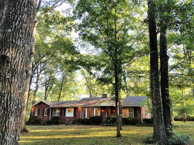 315 Gun Club Rd, Nashville, TN 37205 - single story home with brick siding, a chimney, and a front yard
