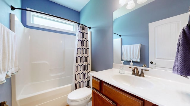 1007 Via Francesco Way, Spring Hill, TN 37174 - full bathroom with vanity and shower / bath combination with curtain