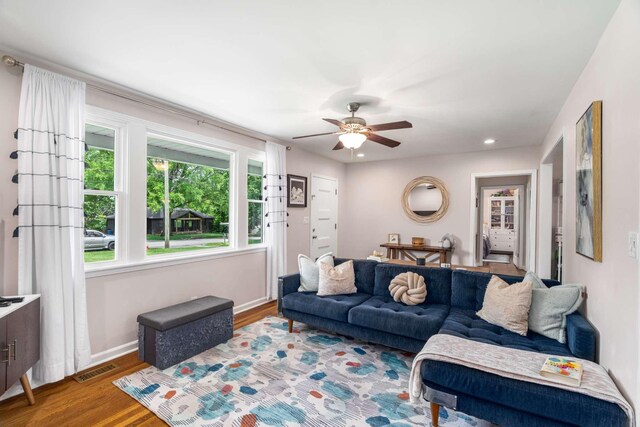 4866 Lynn Dr, Nashville, TN 37211 - photo 14