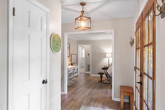 1400 Manor Rd, Columbia, TN 38401 - entrance foyer featuring wood finished floors and crown molding