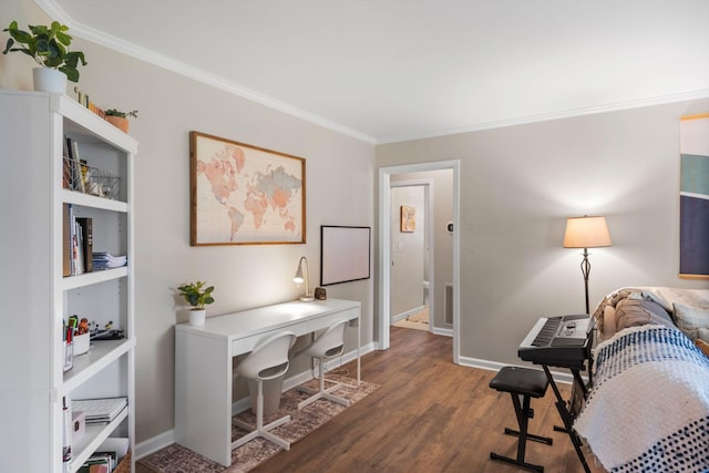 1400 Manor Rd, Columbia, TN 38401 - office space with wood finished floors and ornamental molding