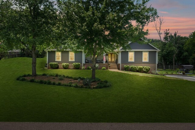 1400 Manor Rd, Columbia, TN 38401 - view of front of house featuring a porch and brick siding