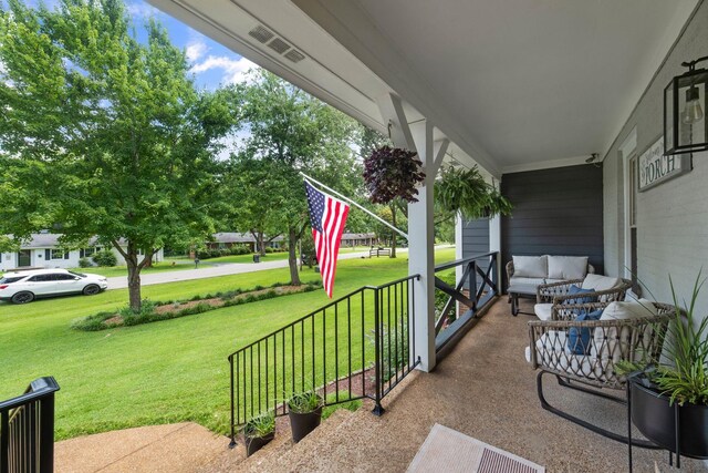 1400 Manor Rd, Columbia, TN 38401 - porch featuring an outdoor living space and a yard