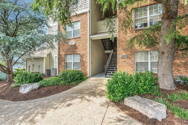 2025 Woodmont Blvd Unit 209, Nashville, TN 37215 - photo 2