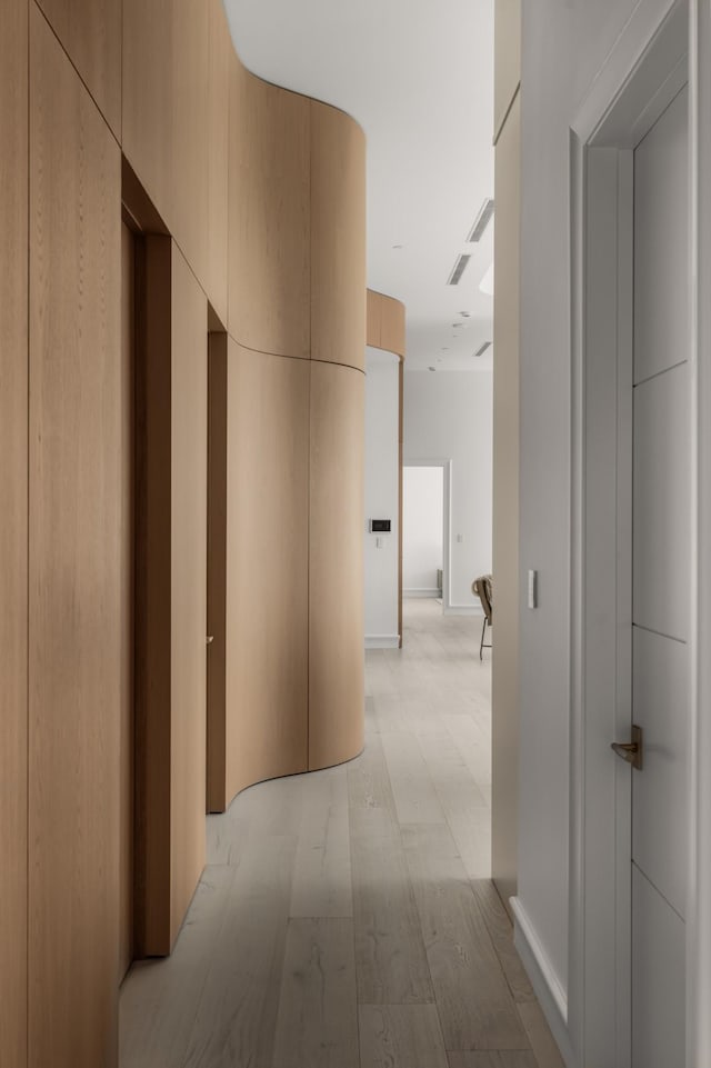 1616 W End Ave Unit 3304, Nashville, TN 37203 - corridor featuring light wood finished floors