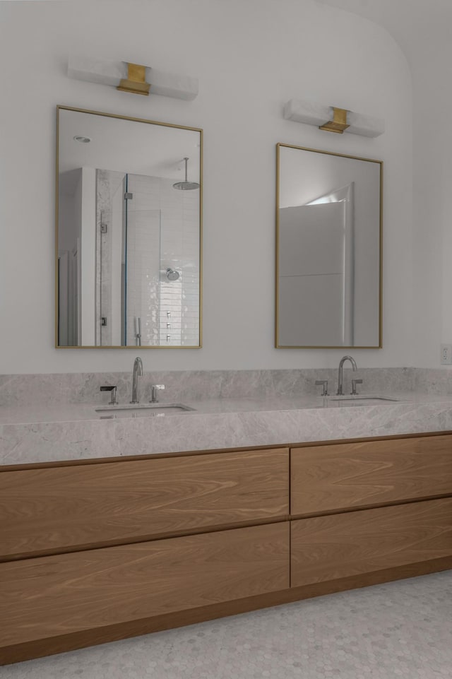 1616 W End Ave Unit 3304, Nashville, TN 37203 - full bath with double vanity and a shower stall
