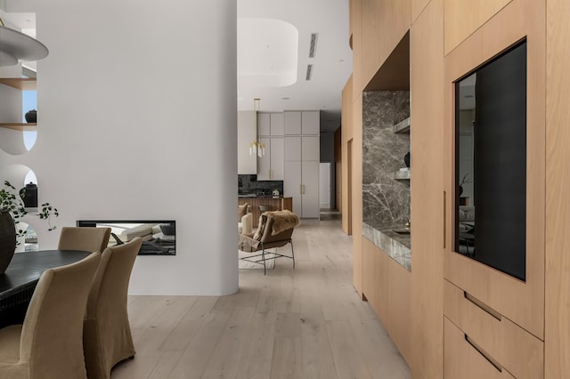 1616 W End Ave Unit 3304, Nashville, TN 37203 - corridor with light wood-type flooring
