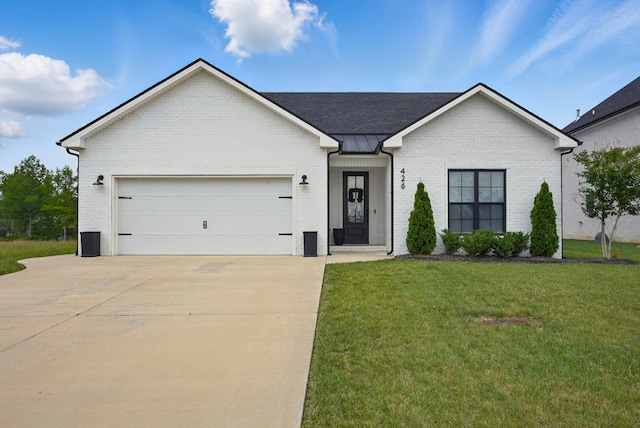 426 Lowline Dr, Clarksville, TN 37043 - photo 1