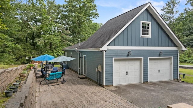 4200 Happy Valley Rd, Flintstone, GA 30725 - garage featuring driveway