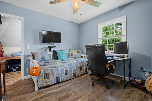 4200 Happy Valley Rd, Flintstone, GA 30725 - bedroom with wood finished floors, an office area, and ceiling fan