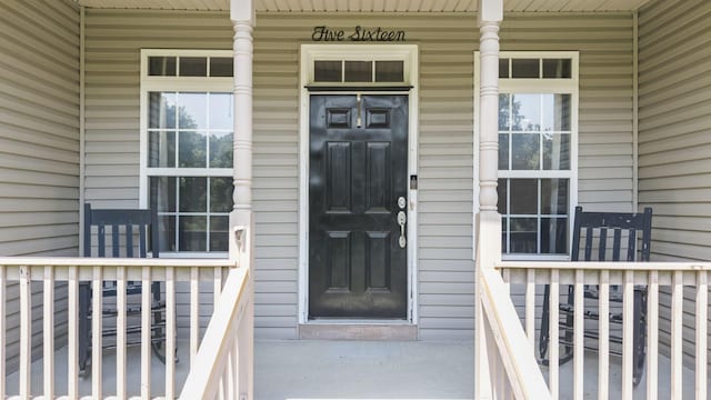 516 Delacy Dr, Fairview, TN 37062 - entrance to property with covered porch