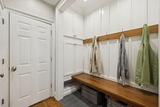 1731 Hudson Rd, Madison, TN 37115 - mudroom featuring crown molding