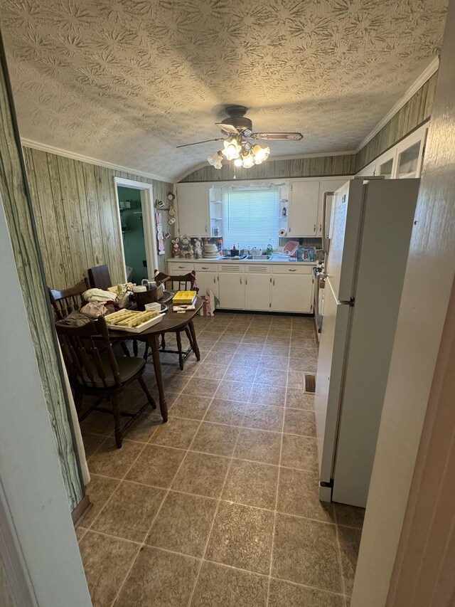 411 W 4th St, Livingston, TN 38570 - photo 10