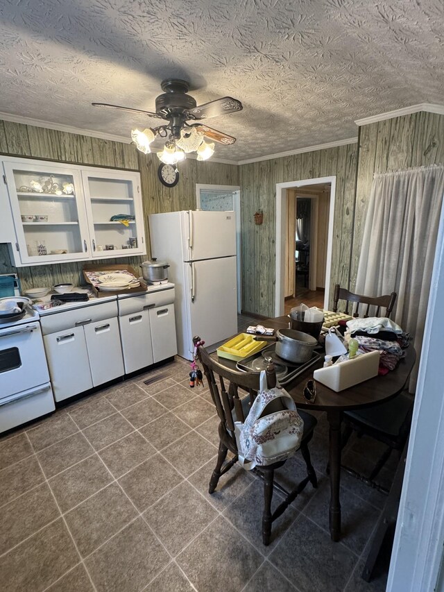 411 W 4th St, Livingston, TN 38570 - photo 14