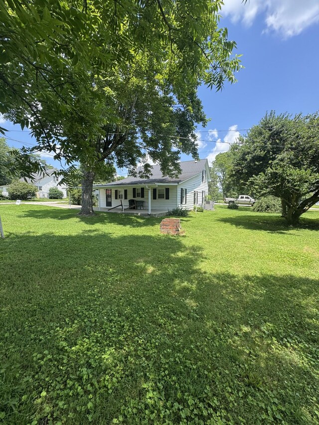 411 W 4th St, Livingston, TN 38570 - photo 7