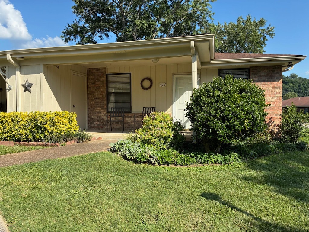 339 Deer Lake Dr Unit 339, Nashville, TN 37221 - photo 1