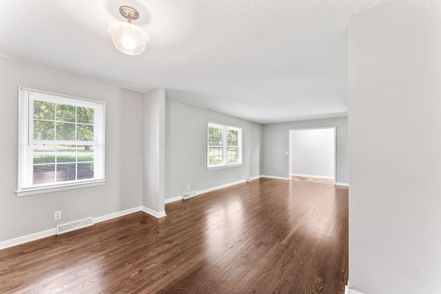 1006 Houston Dr, Murfreesboro, TN 37130 - spare room with wood finished floors and baseboards