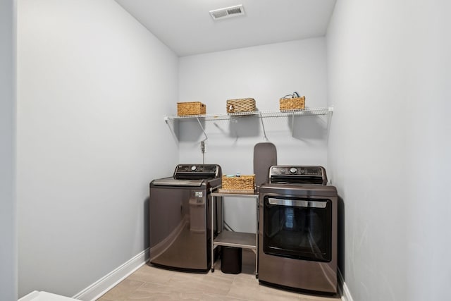 5123 Vinnie Dell Dr, Chapel Hill, TN 37034 - laundry room featuring washer and clothes dryer and baseboards