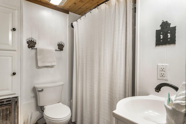 1530 Zurich Rd, Gatlinburg, TN 37738 - bathroom featuring wooden ceiling and a shower with shower curtain