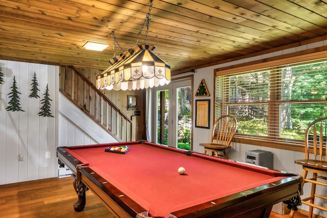 1530 Zurich Rd, Gatlinburg, TN 37738 - playroom featuring billiards table, wood ceiling, and hardwood / wood-style flooring