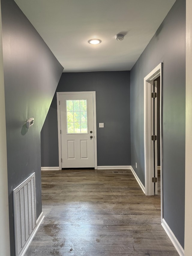 975 Witcher Hollow Rd, Red Boiling Springs, TN 37150 - entryway with baseboards and wood finished floors