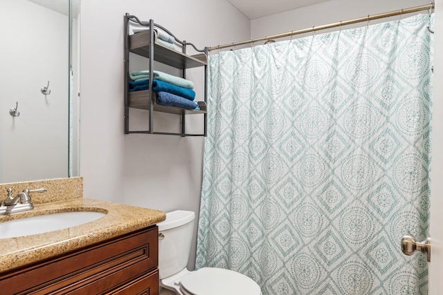 1386 Bruceton Dr, Clarksville, TN 37042 - full bath with vanity and a shower with curtain