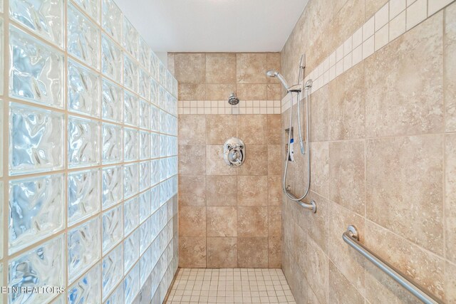 187 Forest View Dr, Crossville, TN 38558 - bathroom with tiled shower
