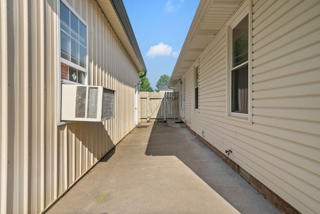 3230 S Senseney Cir, Clarksville, TN 37042 - view of property exterior with a patio