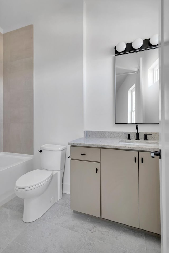 419 Acklen Park Dr, Nashville, TN 37205 - full bath featuring toilet and vanity