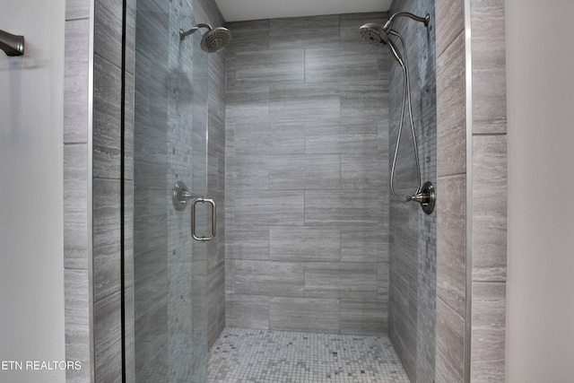 57 Riverview Dr, Oak Ridge, TN 37830 - bathroom featuring a stall shower