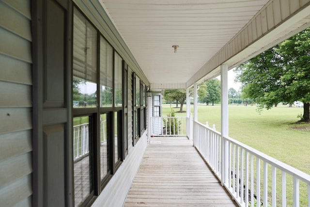 31 Community Rd, Lawrenceburg, TN 38464 - porch with a yard