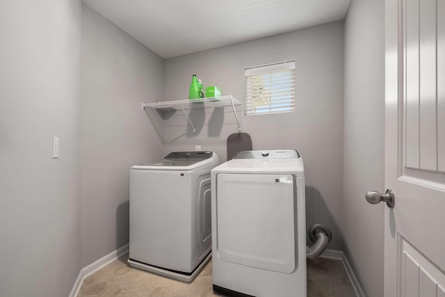 3210 Chatfield Dr, Murfreesboro, TN 37129 - washroom featuring washing machine and clothes dryer and baseboards