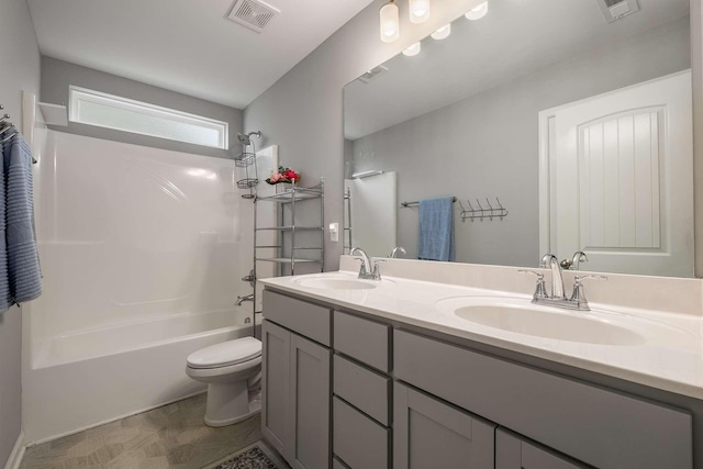 3210 Chatfield Dr, Murfreesboro, TN 37129 - bathroom featuring double vanity and shower / bath combination