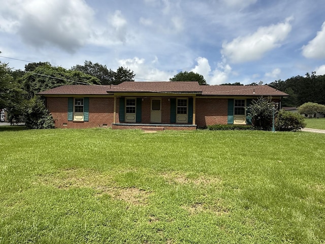 125 Benco Ln, Camden, TN 38320 - single story home featuring brick siding and a front lawn