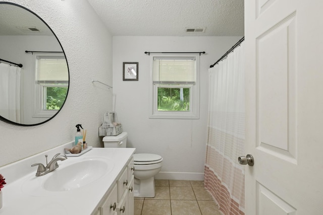 5 Old Chisholm Creek Rd, Lawrenceburg, TN 38464 - full bath featuring vanity, a textured ceiling, tile patterned floors, and a shower with shower curtain