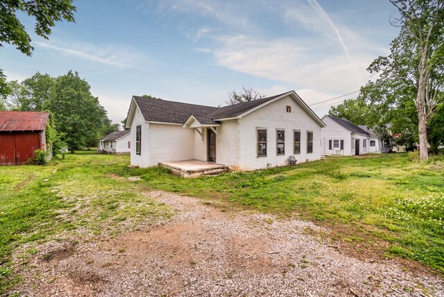 410 S Streets Ave, Elkton, KY 42220 - photo 1