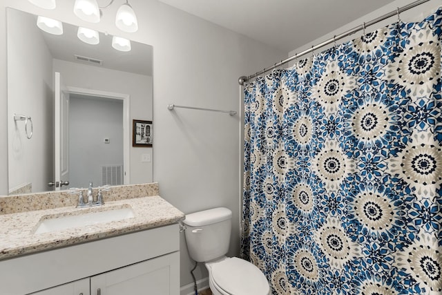 4206 Grapevine Loop, Smyrna, TN 37167 - full bath with vanity and a shower with shower curtain