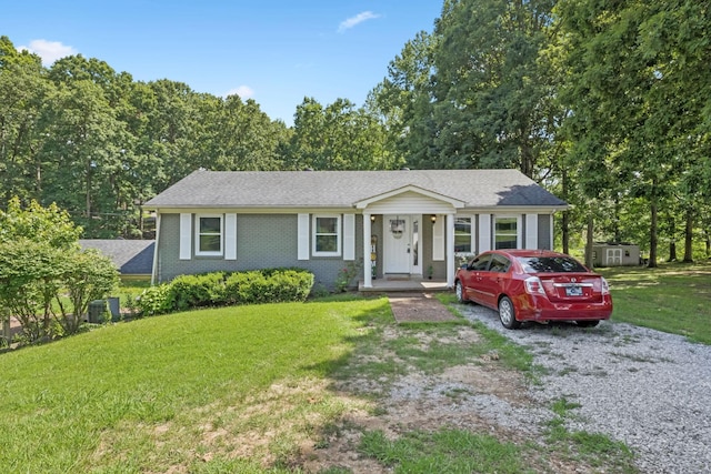 630 Lakeview Cir, Tennessee Ridge, TN 37178 - photo 2