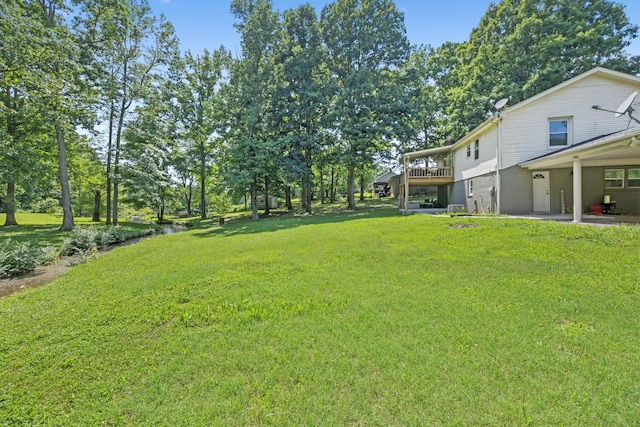 630 Lakeview Cir, Tennessee Ridge, TN 37178 - photo 33