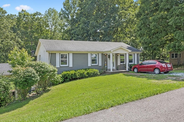 630 Lakeview Cir, Tennessee Ridge, TN 37178 - photo 57